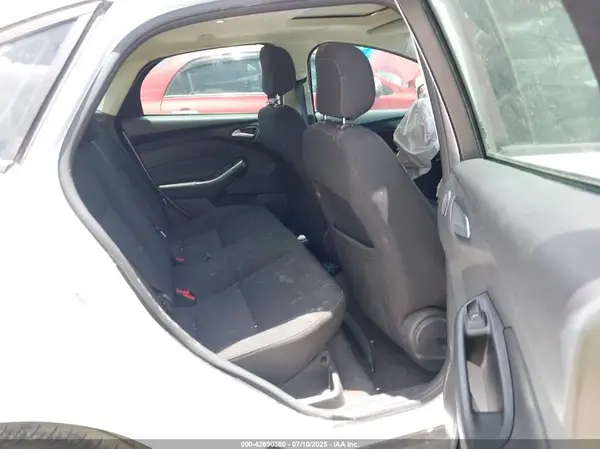 1FADP3H20JL269206 2018 FORD FOCUS - Image 8