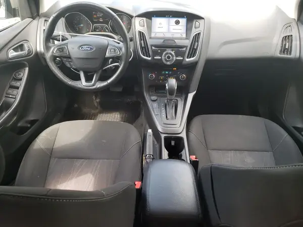 1FADP3H20JL318260 2018 FORD FOCUS - Image 8