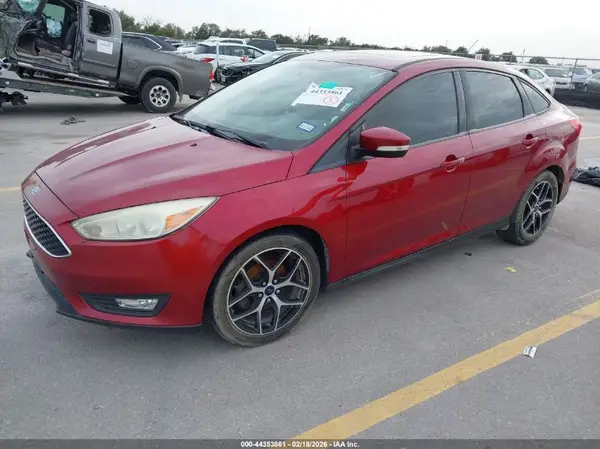 1FADP3H21HL204729 2017 FORD FOCUS - Image 2