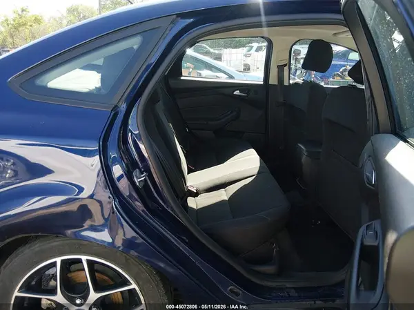 1FADP3H21HL214502 2017 FORD FOCUS - Image 8