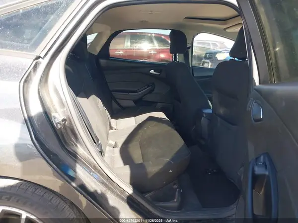 1FADP3H21HL220204 2017 FORD FOCUS - Image 8