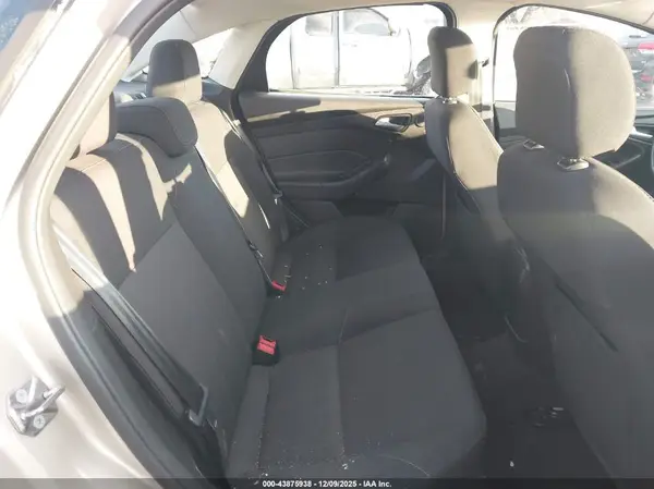 1FADP3H21HL228920 2017 FORD FOCUS - Image 8