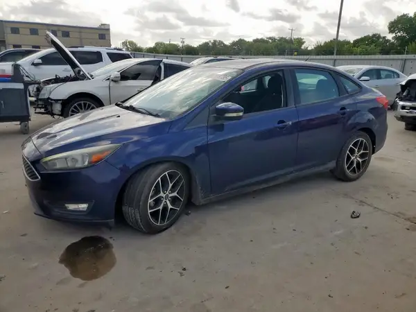 1FADP3H21HL237021 2017 FORD FOCUS - Image 1