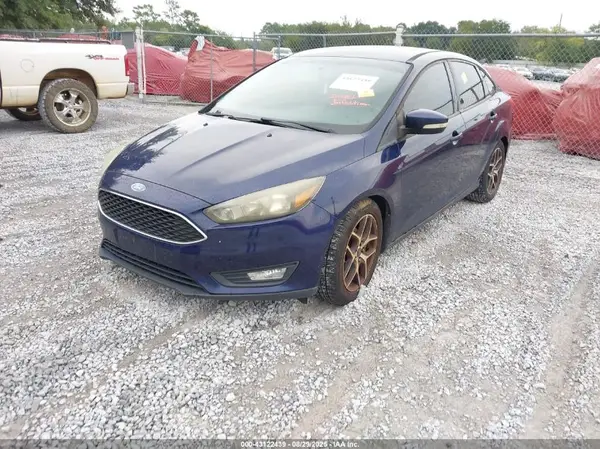 1FADP3H21HL242316 2017 FORD FOCUS - Image 2