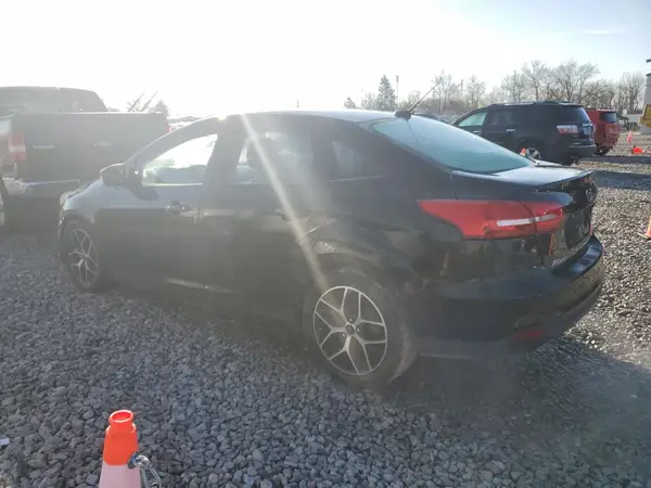 1FADP3H21HL242588 2017 FORD FOCUS - Image 2