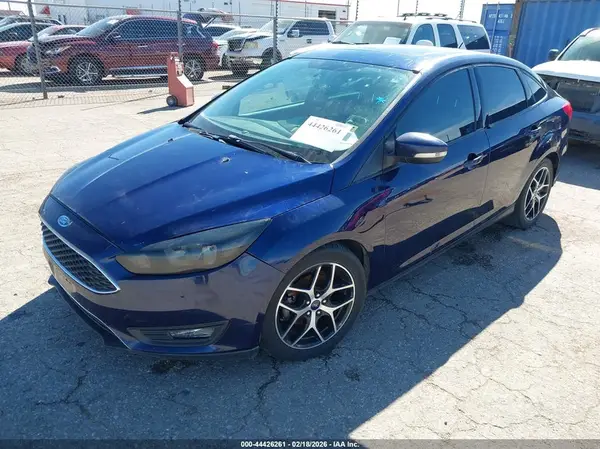 1FADP3H21HL328564 2017 FORD FOCUS - Image 2