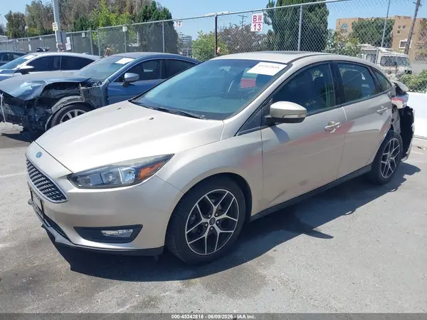 1FADP3H21JL217468 2018 FORD FOCUS - Image 2