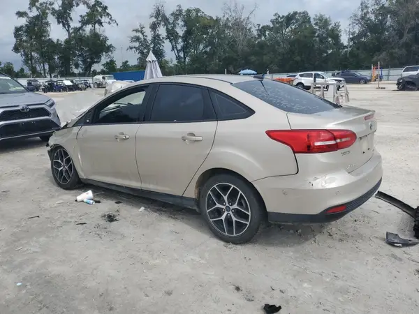 1FADP3H21JL220810 2018 FORD FOCUS - Image 2