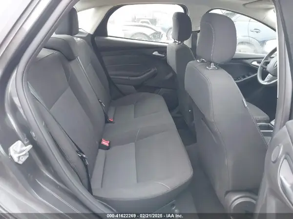 1FADP3H21JL221889 2018 FORD FOCUS - Image 8