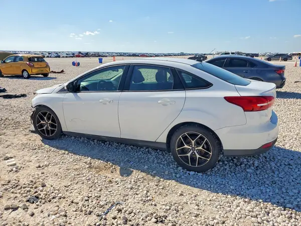 1FADP3H22HL248514 2017 FORD FOCUS - Image 2