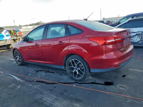 1FADP3H22HL256600 2017 FORD FOCUS - Image 2