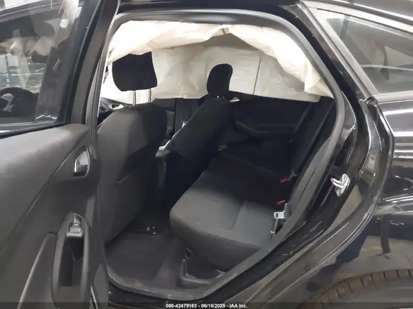 1FADP3H22HL314642 2017 FORD FOCUS - Image 8