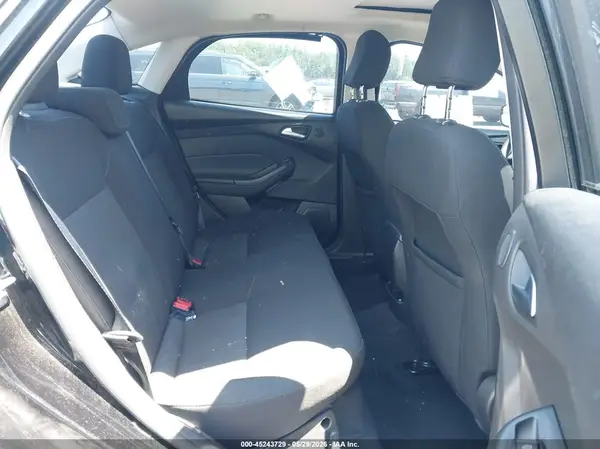 1FADP3H22HL330629 2017 FORD FOCUS - Image 8