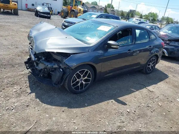 1FADP3H22HL339878 2017 FORD FOCUS - Image 2