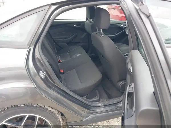 1FADP3H22HL346751 2017 FORD FOCUS - Image 8