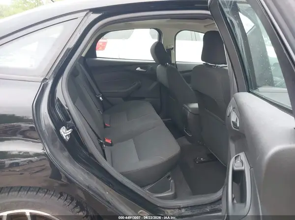 1FADP3H22HL347737 2017 FORD FOCUS - Image 8