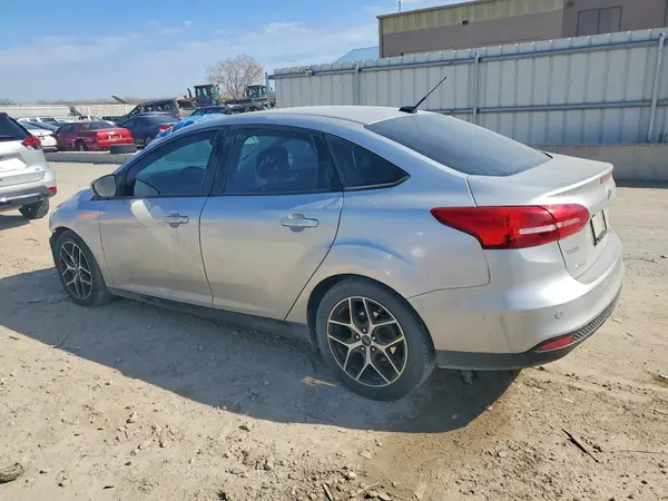 1FADP3H22JL203515 2018 FORD FOCUS - Image 2