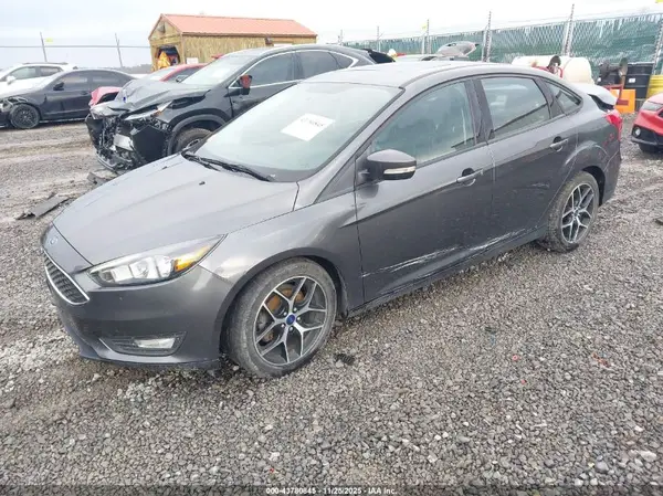 1FADP3H22JL210304 2018 FORD FOCUS - Image 2
