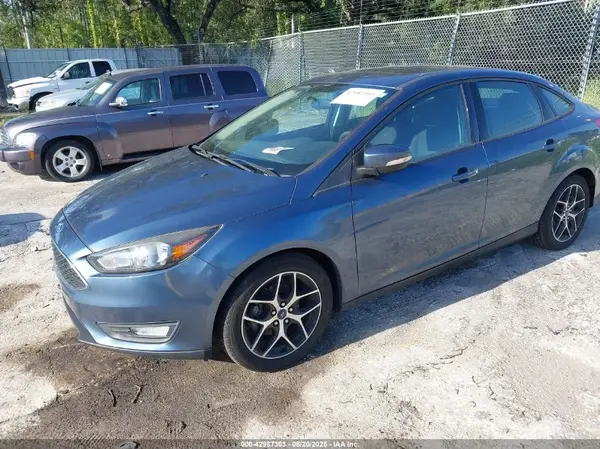 1FADP3H22JL216037 2018 FORD FOCUS - Image 2