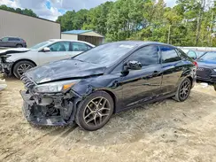 1FADP3H22JL221660 2018 FORD FOCUS