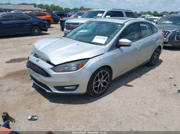 1FADP3H22JL222601 2018 FORD FOCUS - Image 2