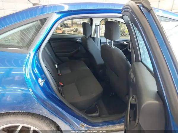 1FADP3H22JL282037 2018 FORD FOCUS - Image 8