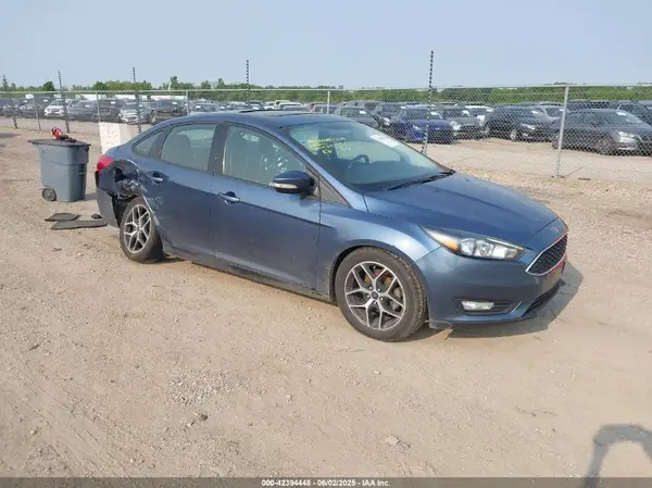 1FADP3H22JL282068 2018 FORD FOCUS - Image 1