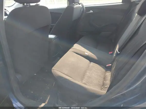 1FADP3H22JL282068 2018 FORD FOCUS - Image 8