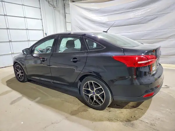 1FADP3H22JL326957 2018 FORD FOCUS - Image 2