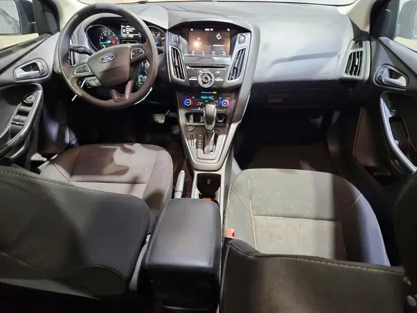1FADP3H22JL326957 2018 FORD FOCUS - Image 8