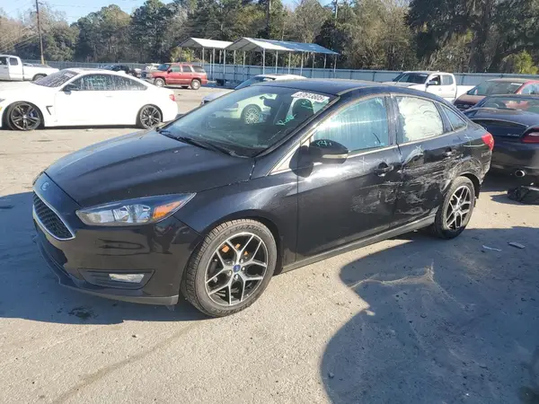 1FADP3H23HL225260 2017 FORD FOCUS - Image 1