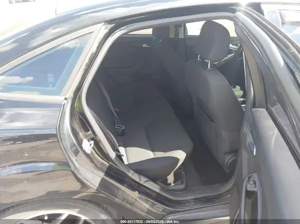 1FADP3H23HL243063 2017 FORD FOCUS - Image 8