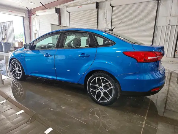 1FADP3H23HL245007 2017 FORD FOCUS - Image 2