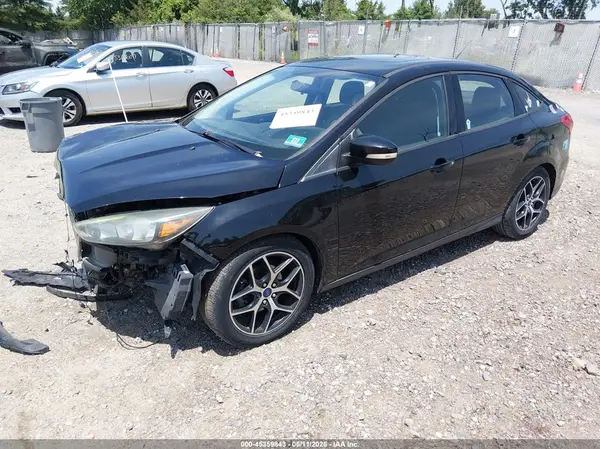 1FADP3H23HL289363 2017 FORD FOCUS - Image 2