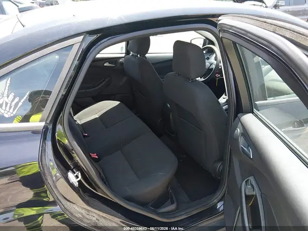 1FADP3H23HL289363 2017 FORD FOCUS - Image 8