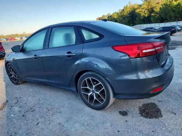 1FADP3H23HL294479 2017 FORD FOCUS - Image 2