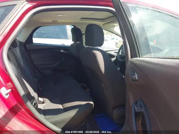 1FADP3H23HL339128 2017 FORD FOCUS - Image 8