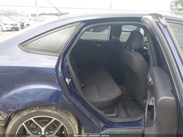 1FADP3H23HL345964 2017 FORD FOCUS - Image 8