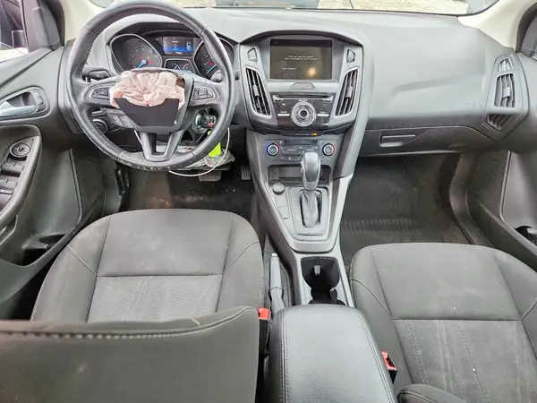 1FADP3H23JL258118 2018 FORD FOCUS - Image 8