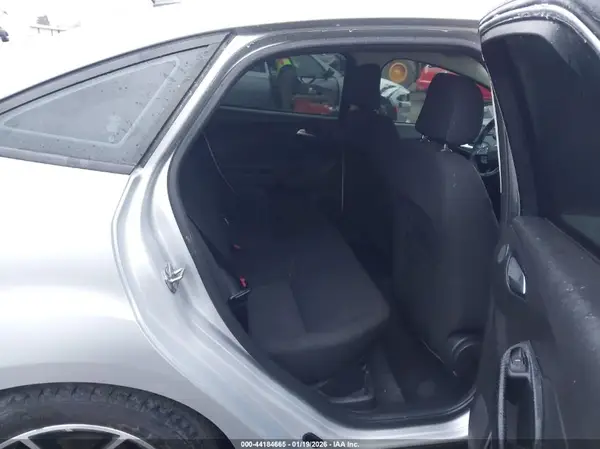1FADP3H23JL270219 2018 FORD FOCUS - Image 8