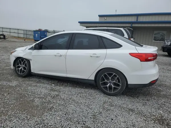1FADP3H23JL270513 2018 FORD FOCUS - Image 2
