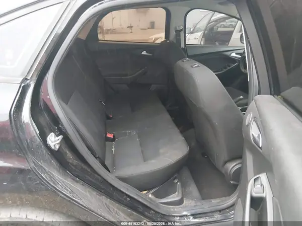 1FADP3H23JL312775 2018 FORD FOCUS - Image 8