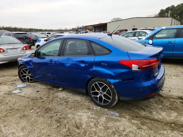 1FADP3H23JL319869 2018 FORD FOCUS - Image 2