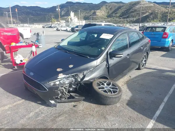 1FADP3H24HL245534 2017 FORD FOCUS - Image 2