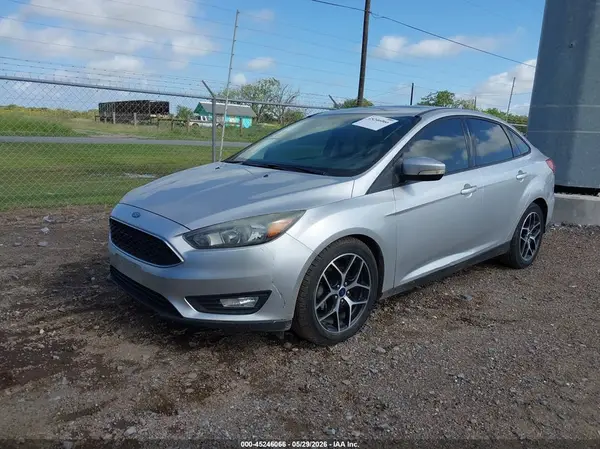 1FADP3H24HL249809 2017 FORD FOCUS - Image 2