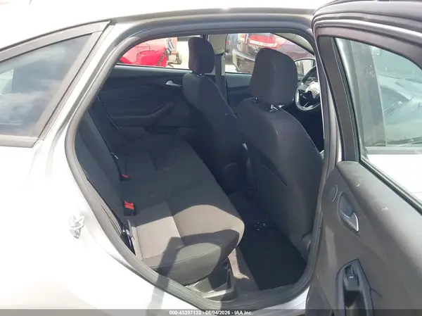 1FADP3H24HL257456 2017 FORD FOCUS - Image 8