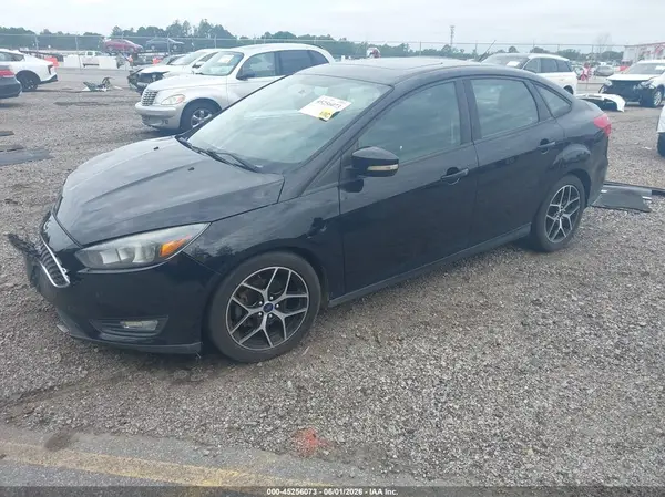1FADP3H24HL261975 2017 FORD FOCUS - Image 2