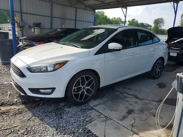 1FADP3H24HL266156 2017 FORD FOCUS - Image 1