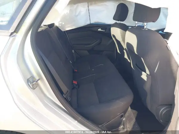 1FADP3H24HL327179 2017 FORD FOCUS - Image 8