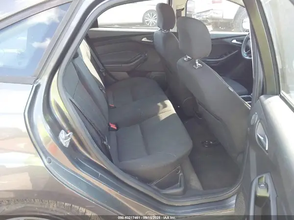 1FADP3H24HL347609 2017 FORD FOCUS - Image 8
